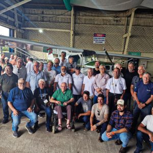 Foto1-Encontro de Veternos – 27-04-2025-Cre_CastorBeckerJúnior-C5NewsPress (1) Foto1-Encontro de Veternos - 27-04-2025-Cre_CastorBeckerJúnior-C5NewsPress (1)