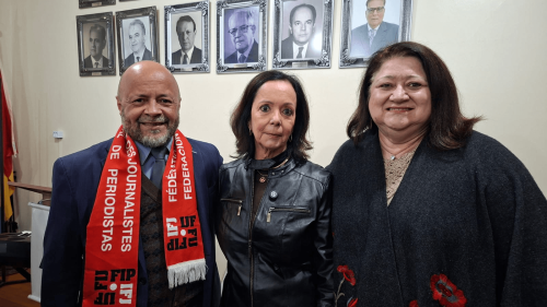 Revista AVAG presente na posse da diretoria da ARI